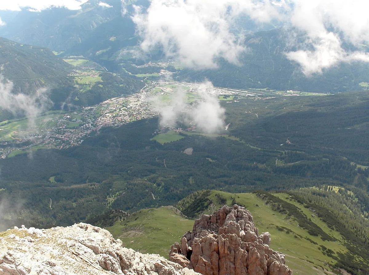Imst, Austria. Photo: Wualex (Public domain); resized and converted to WebP.