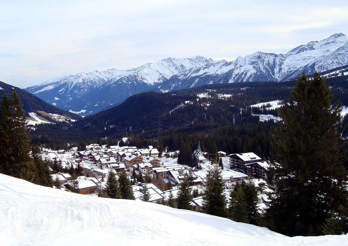 Königsleiten, Austria. Photo: Miebner (CC0); resized and converted to WebP.