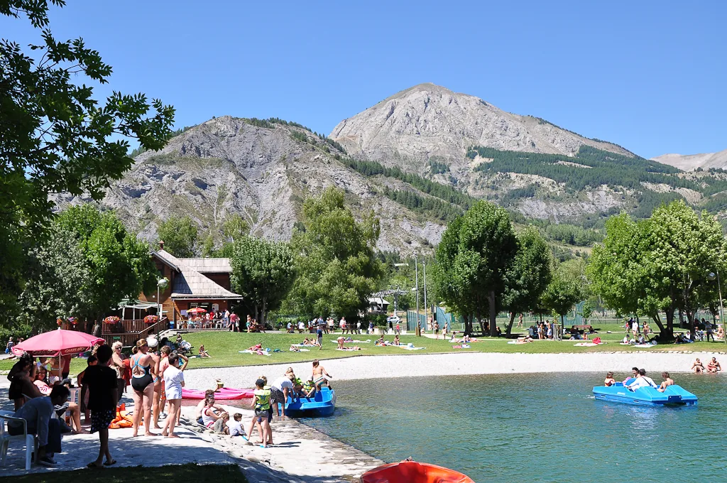 La Foux d'Allos, France. Photo: Alpes de Haute Provence (CC BY 2.0); resized and converted to WebP.