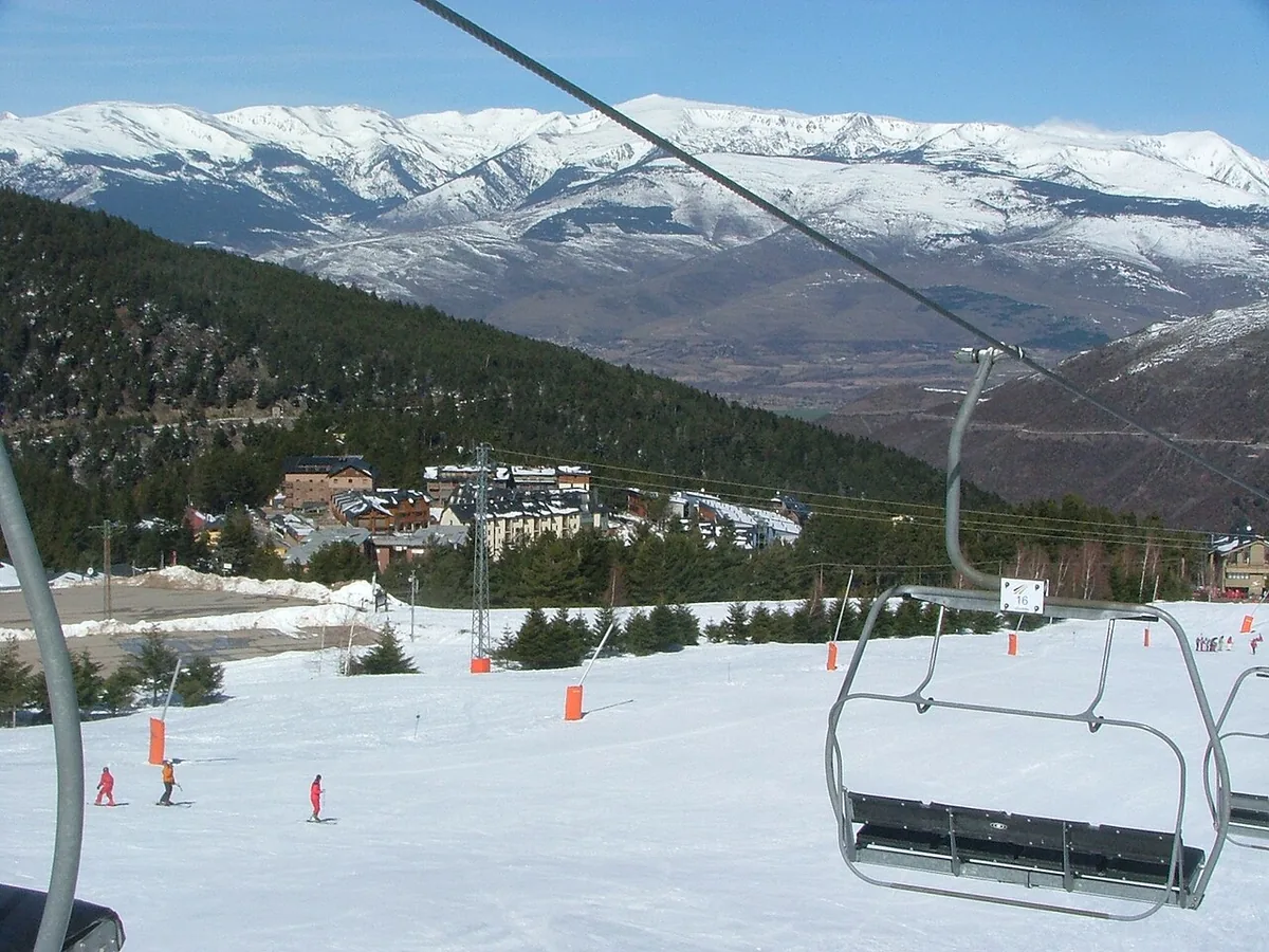 La Molina, Spain. Photo: Antonio De Lorenzo (CC BY 2.5); resized and converted to WebP.