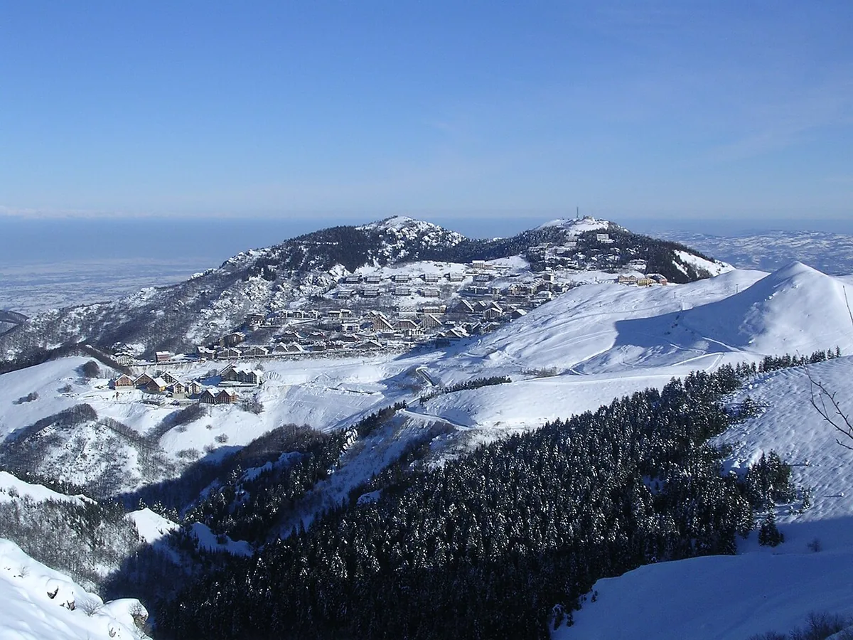 Prato Nevoso, Italy. Photo: Sextum (CC BY-SA 3.0); resized and converted to WebP.