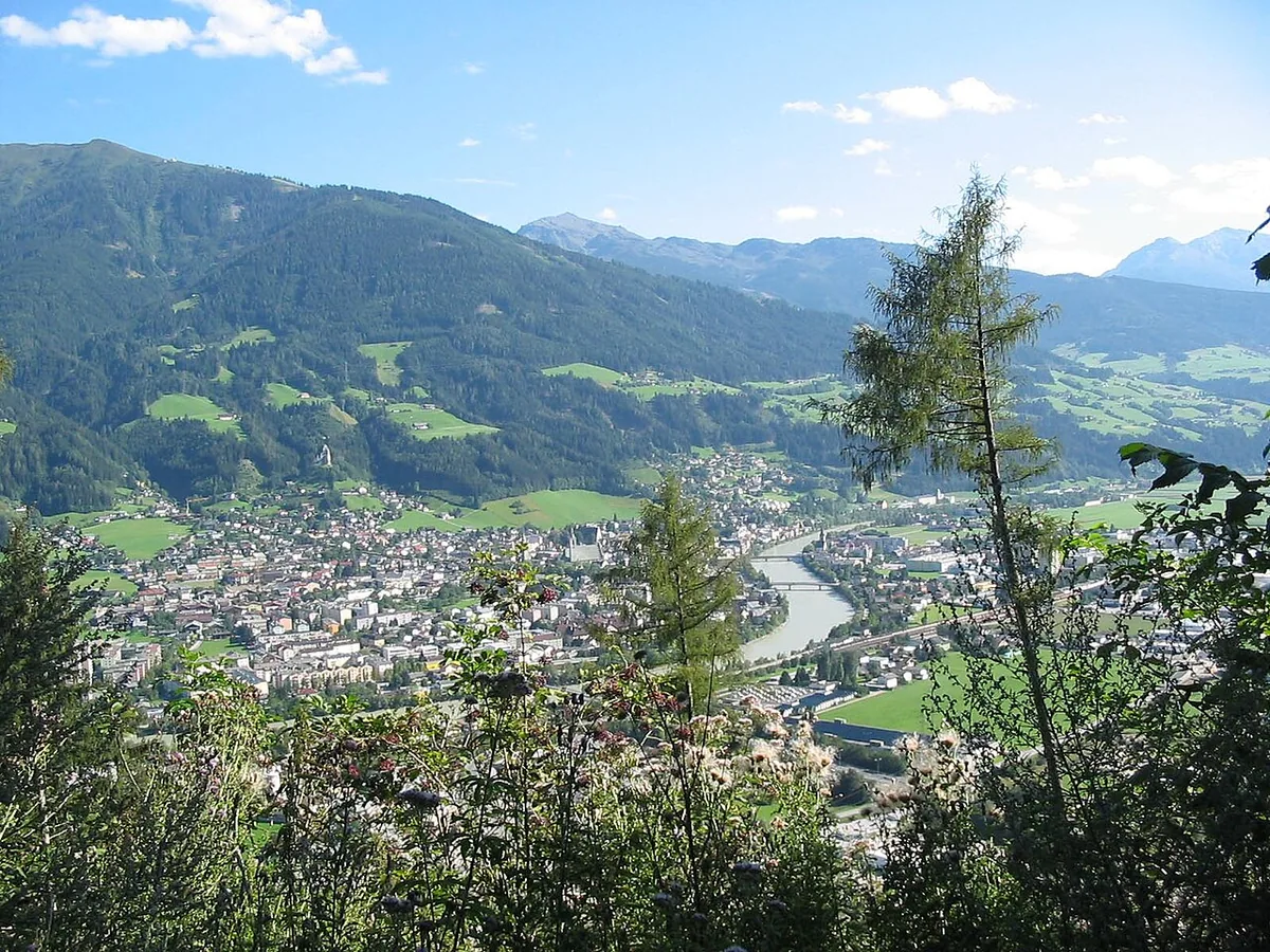 Schwaz, Austria. Photo: Wolfgang H. Wögerer, Wien (CC BY 3.0); resized and converted to WebP.
