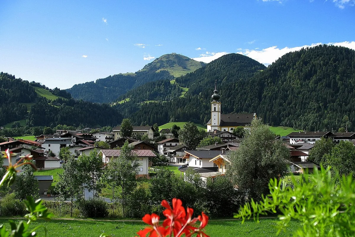 Söll, Austria. Photo: Jaap Kievit (CC BY 3.0); resized and converted to WebP.